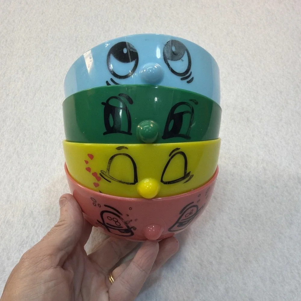 3D Funny Faces‎ Plastic Cereal Bowls Set Of 4 - Blue, Pink, Yellow, Green